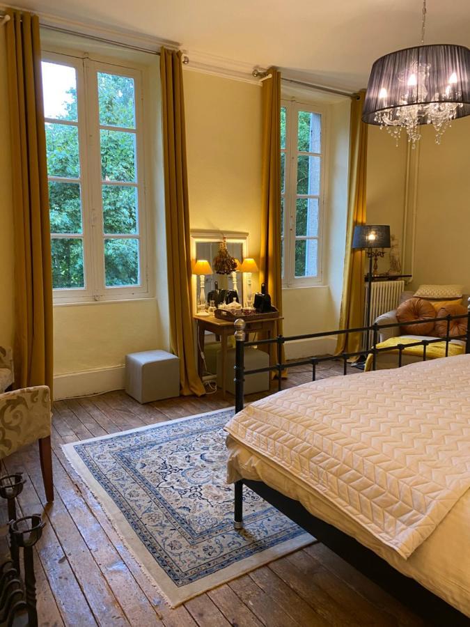 Chateau Du Grand Lucay Bourbon-lʼArchambault Екстериор снимка