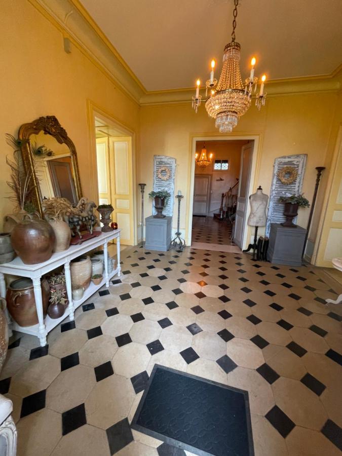 Chateau Du Grand Lucay Bourbon-lʼArchambault Екстериор снимка